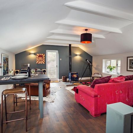 Black Mountains Stylish Hideaway, Nr Crickhowell Llanbedr  エクステリア 写真